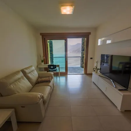 Sleeps 4 Pool